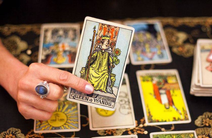 How Tarot Card Reading Benefits Your Love?