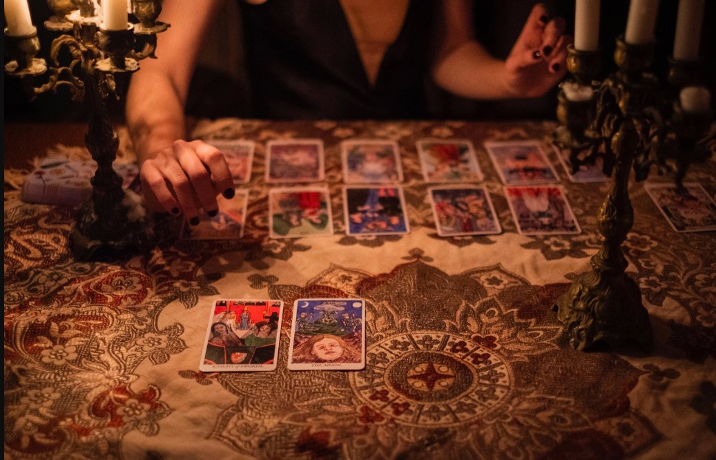 Understanding Accurate Tarot Card Readings